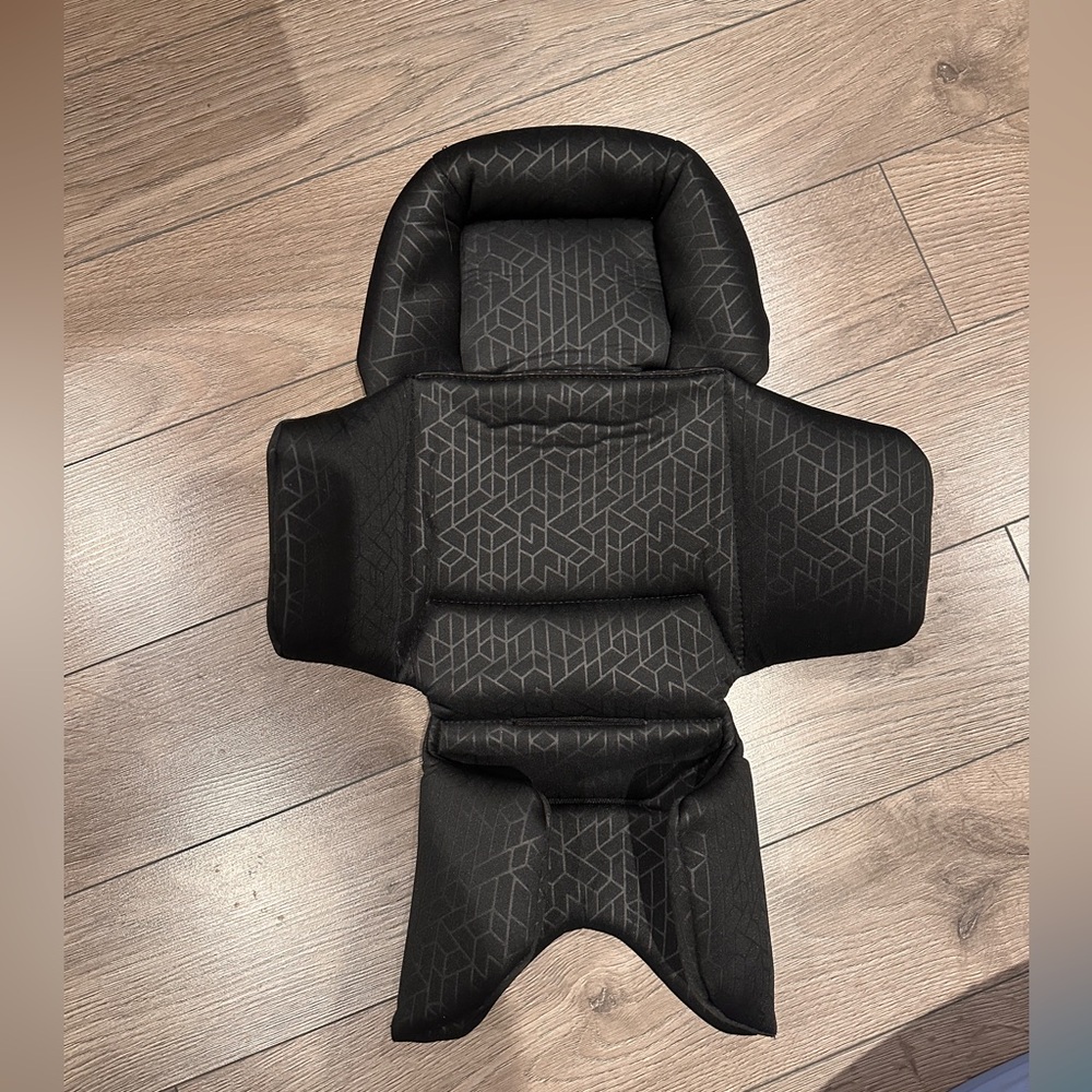 Diono Radian RXT & Rainier Infant Support Set Fits All Radian And Rainier Models